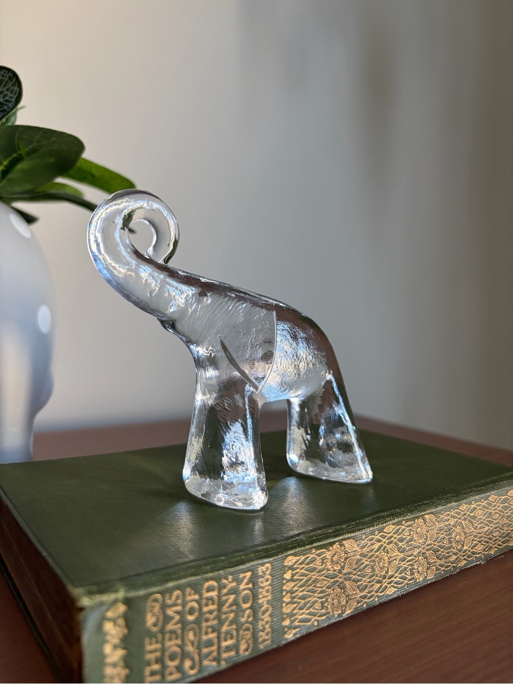 Vintage Bertil Vallien for Kosta Boda Zoo Series Glass Elephant Figurine Sweden